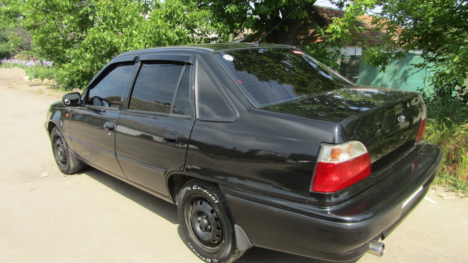 Daewoo Nexia 4