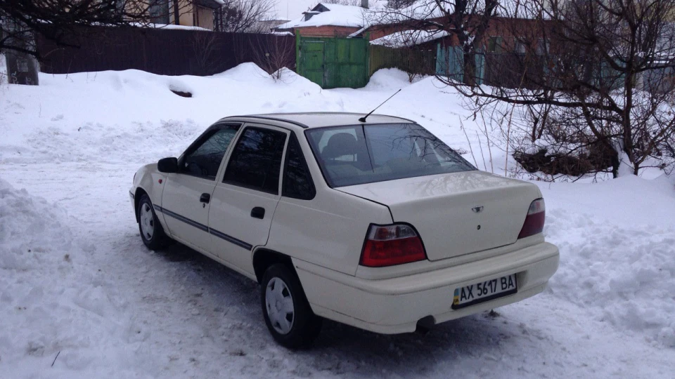 Daewoo Nexia 4
