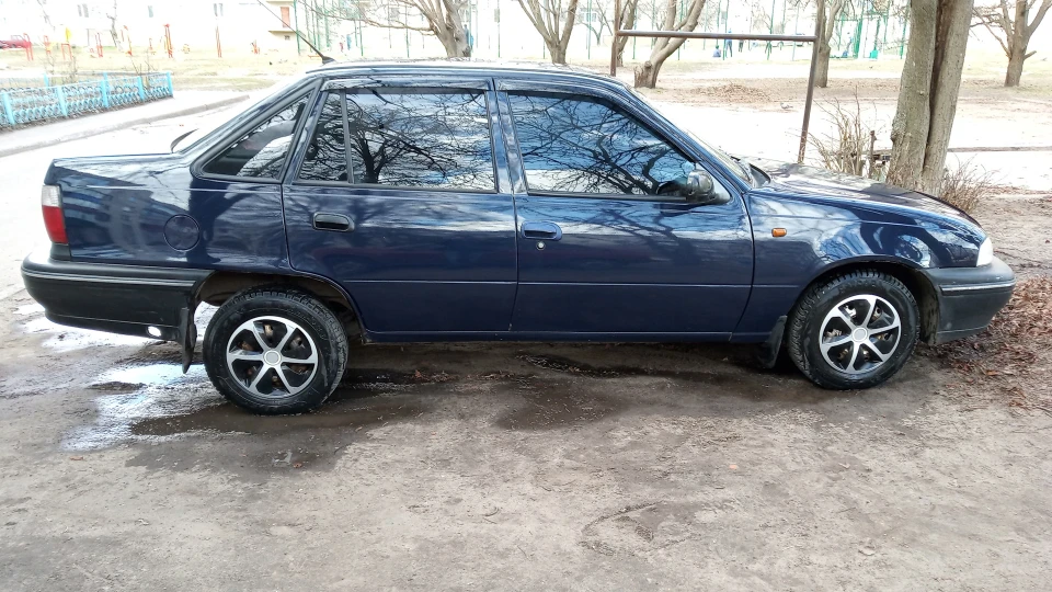 Daewoo Nexia 4
