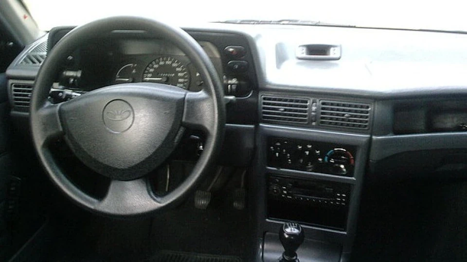 Daewoo Nexia 4