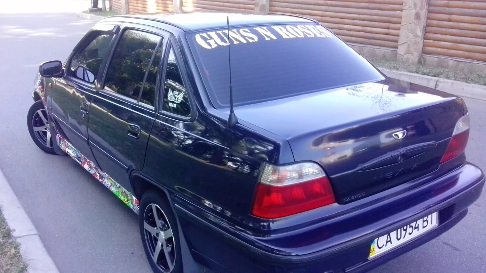Daewoo Nexia 4