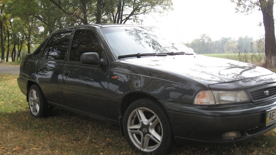 Daewoo Nexia 5