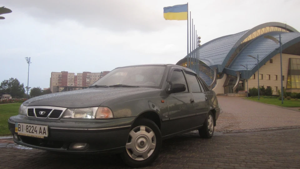 Daewoo Nexia 4