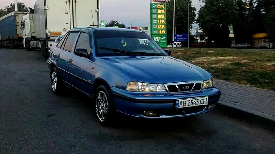 Daewoo Nexia 5