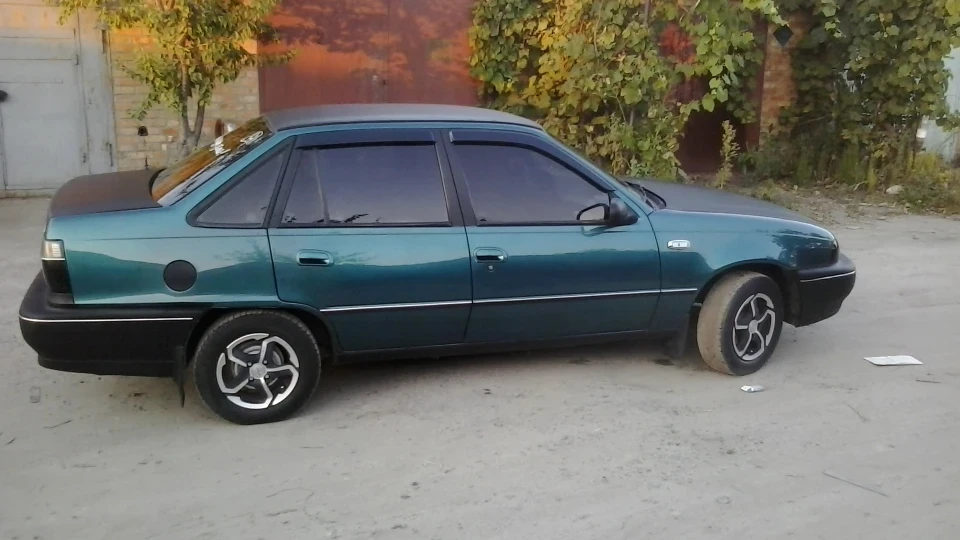 Daewoo Nexia 4
