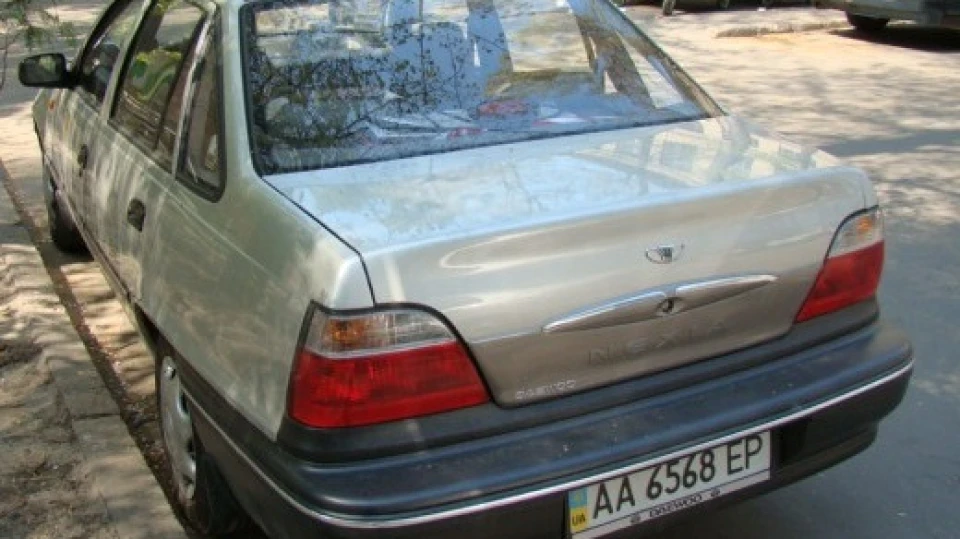 Daewoo Nexia 1.5 база 4