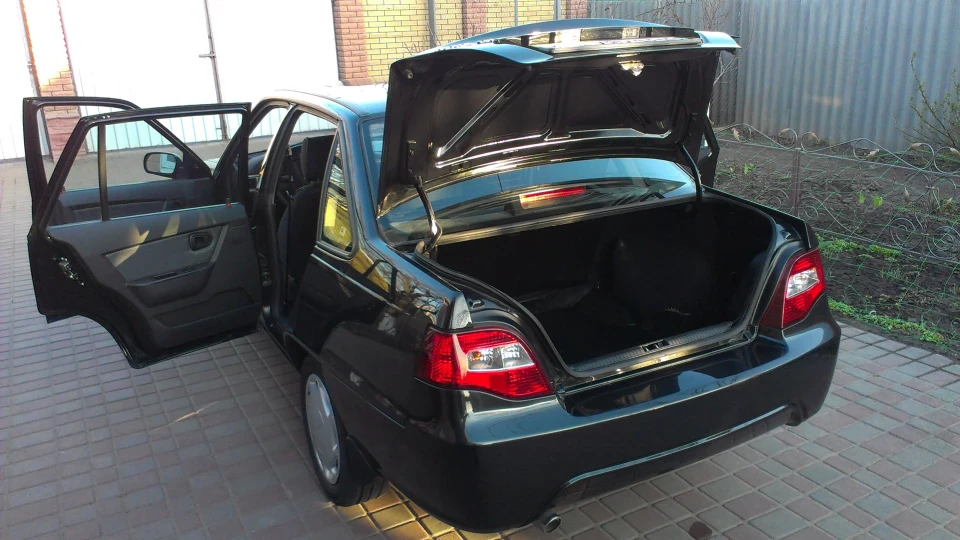 Daewoo Nexia 1.6 16V 109h.p GLE 3