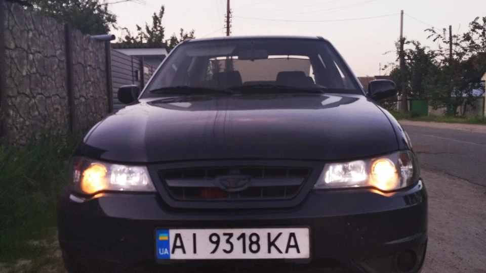 Daewoo Nexia 16 узбеків 4