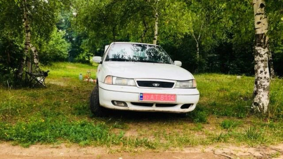 Daewoo Nexia Біла