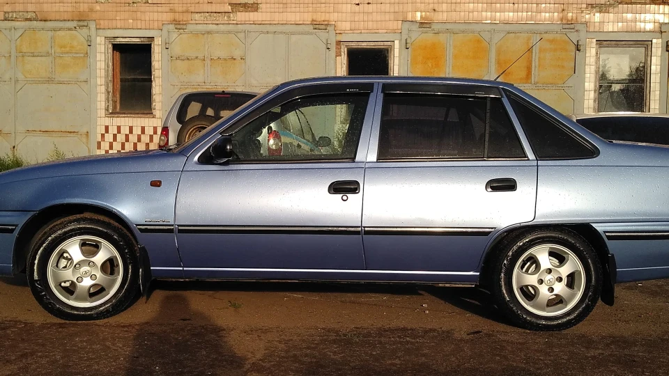 Daewoo Nexia - Blue Dream 4