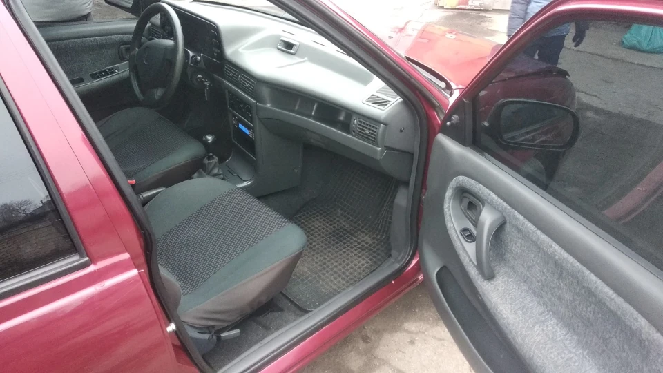 Daewoo Nexia DOHC "Red Rocket" 5