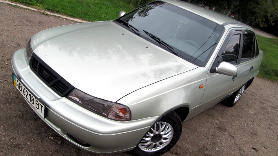 Daewoo Nexia GL 2