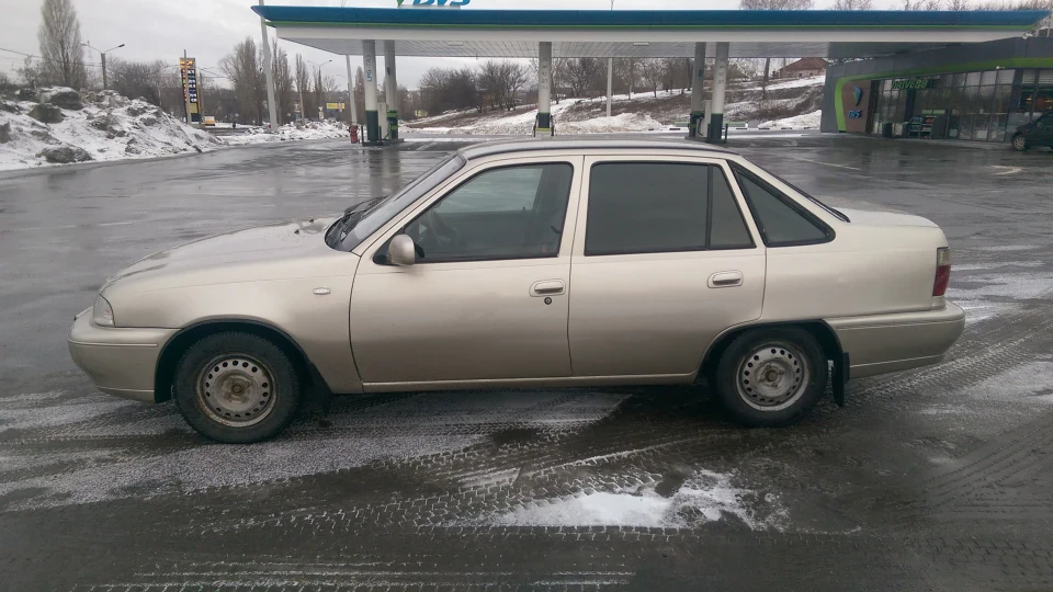Daewoo Nexia GLE 2