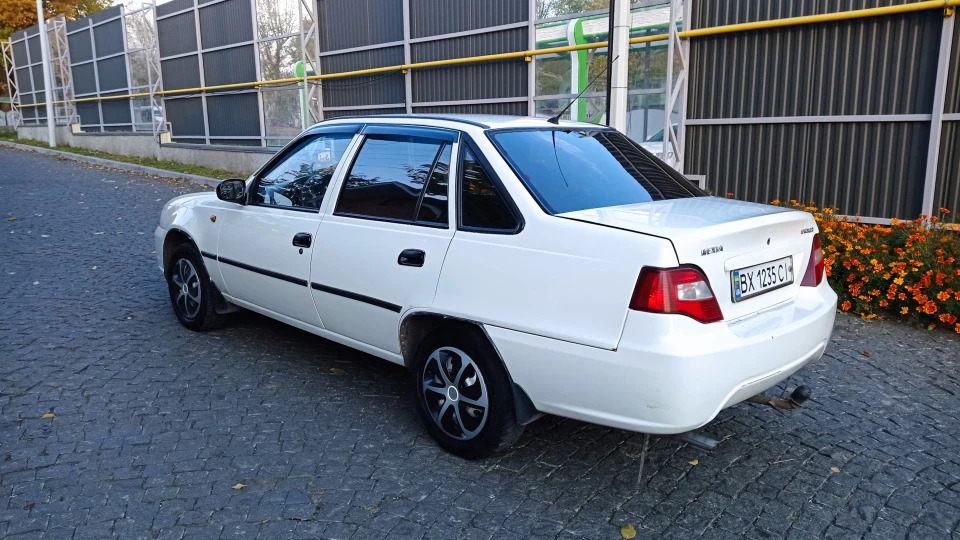 Daewoo Nexia ІІ 3