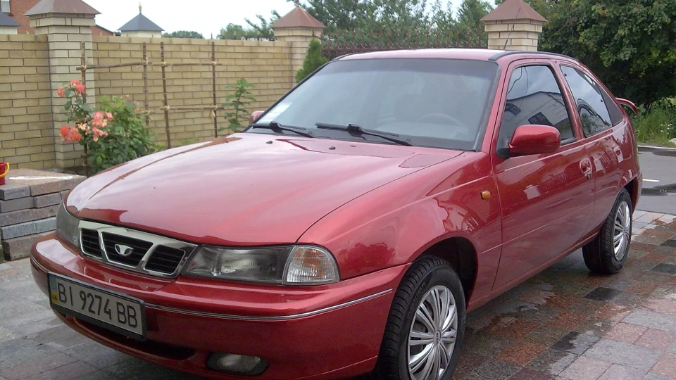 Daewoo Nexia Ксюша Hatchback 3