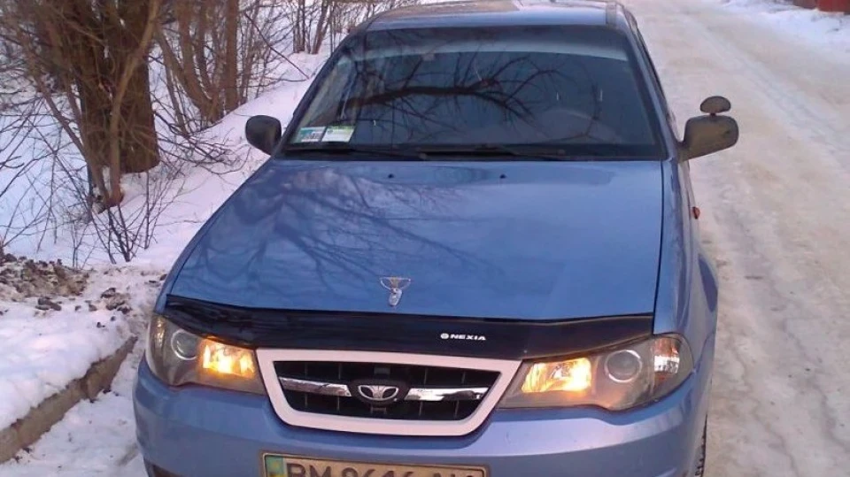 Daewoo Nexia Lady in blue.