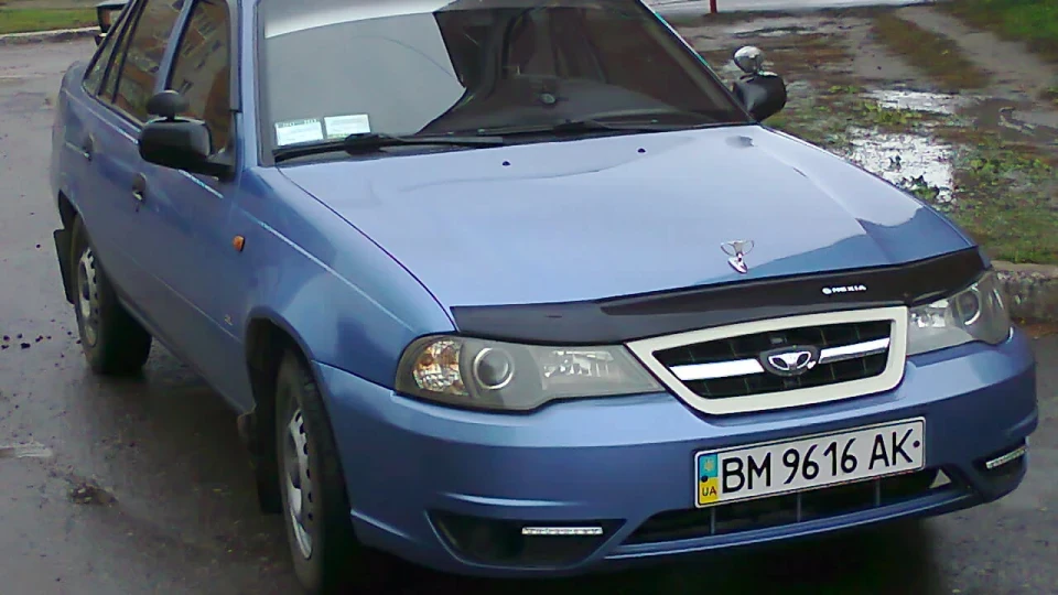 Daewoo Nexia Lady in blue. 3