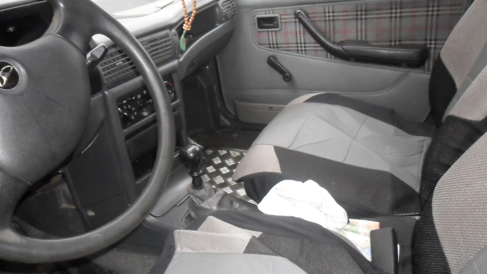 Daewoo Nexia Матовий верх