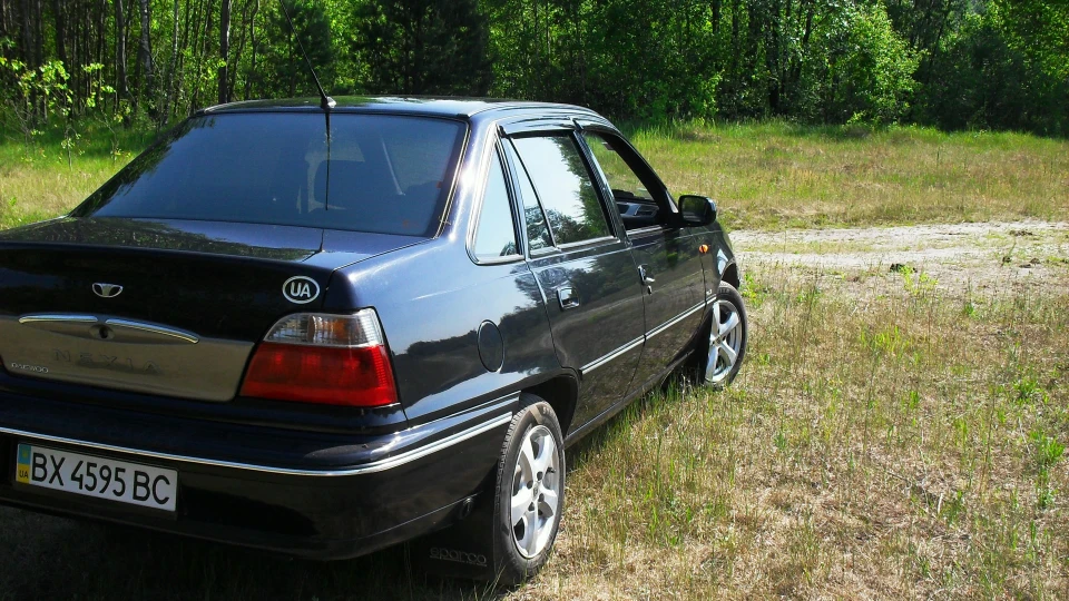 Daewoo Nexia новий старий опель кадет 4