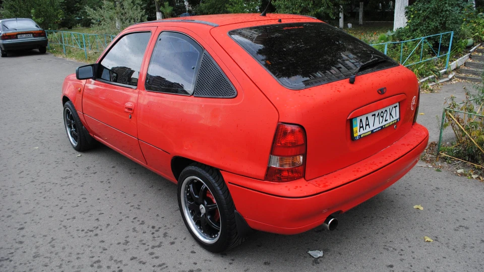 Daewoo Nexia Red BULLET 2