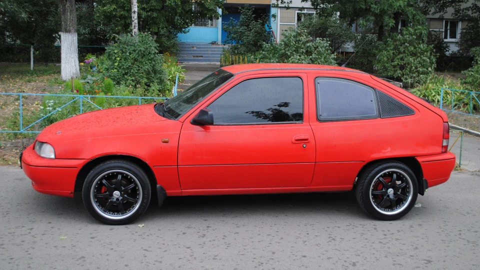 Daewoo Nexia Red BULLET 3