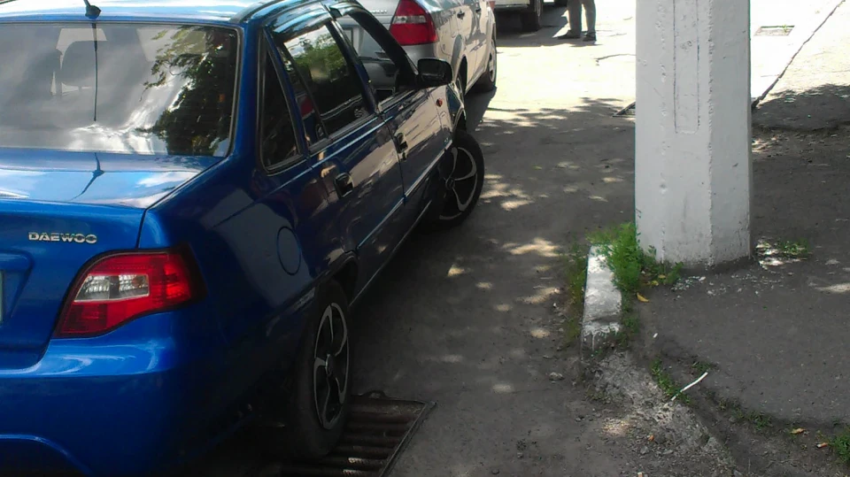 Daewoo Nexia синя ластівка 3