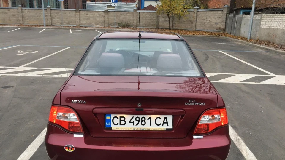 Daewoo Nexia Вишня металік 2