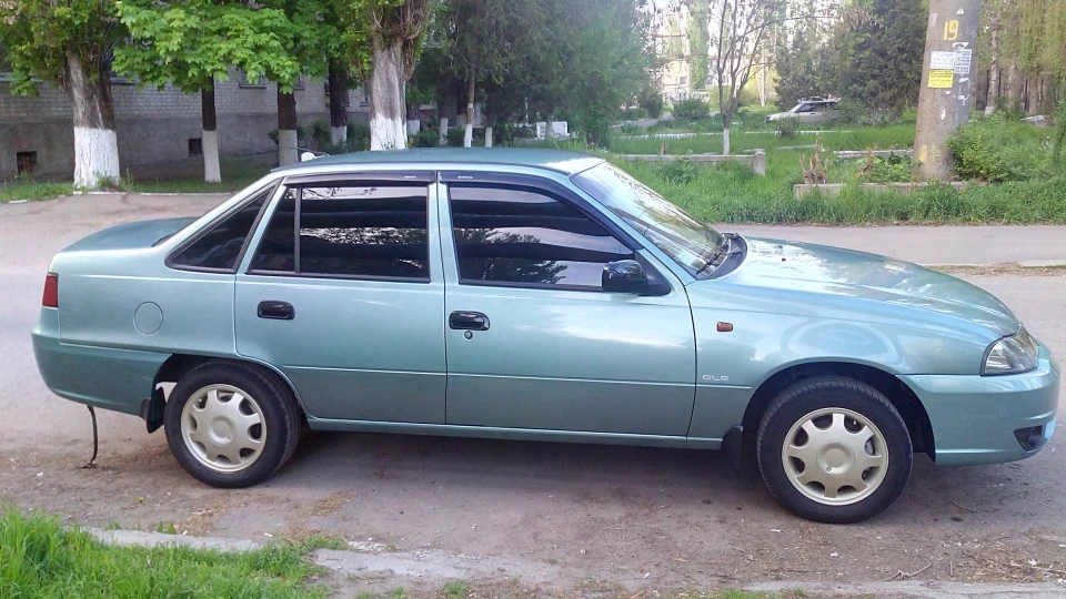Daewoo Nexia зелена м'ята (35U) 3