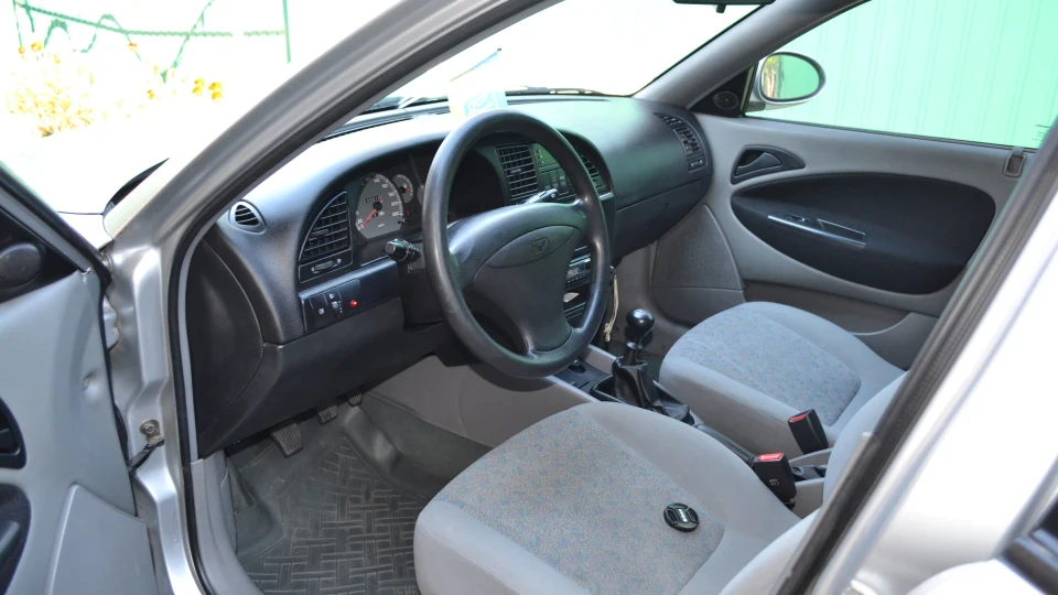 Daewoo Nubira 5