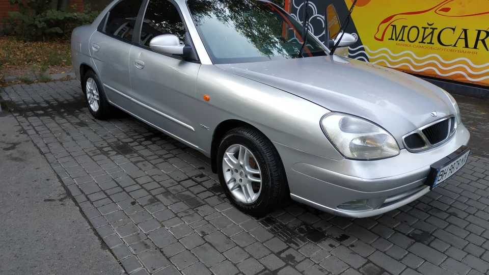 Daewoo Nubira 5