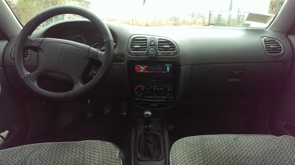 Daewoo Nubira
