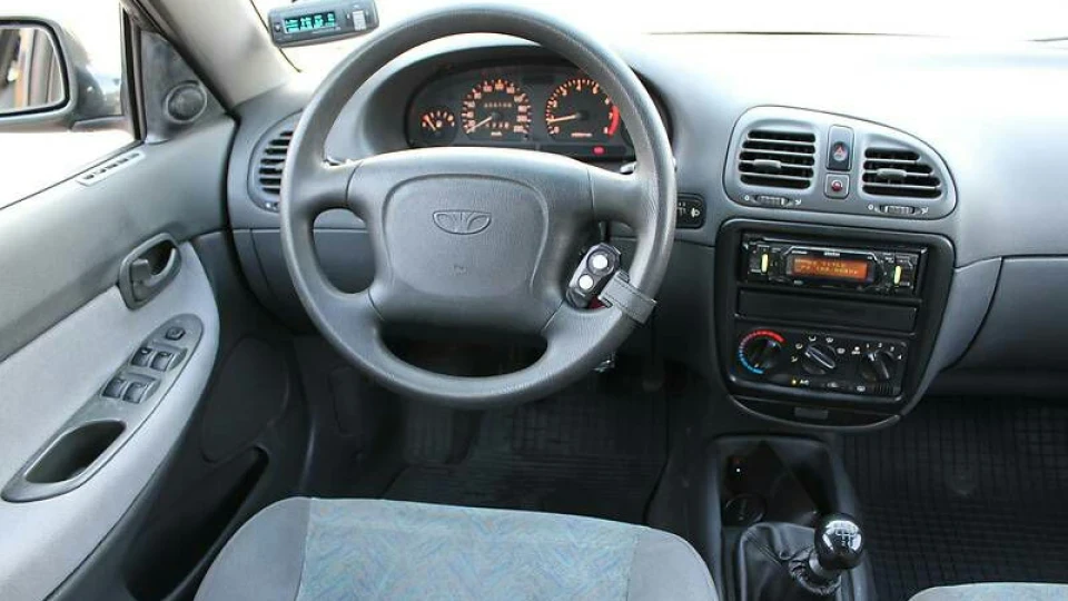 Daewoo Nubira 1.6 2