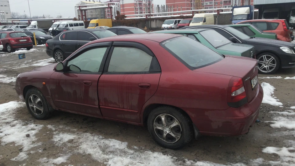 Daewoo Nubira 2 літри 4