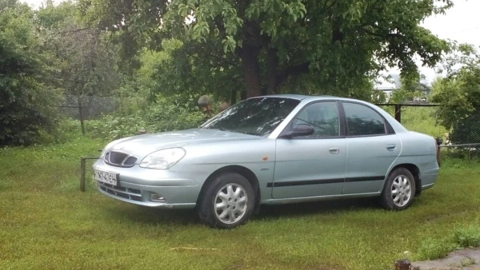 Daewoo Nubira 2.0 l 3