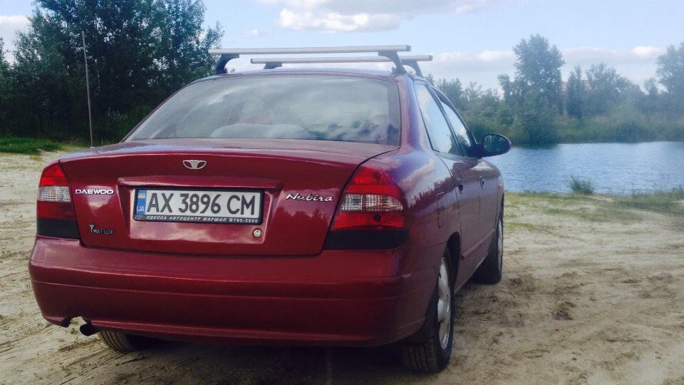 Daewoo Nubira CDX 2.0 3