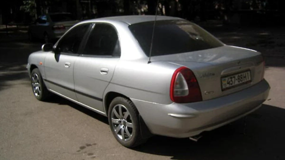 Daewoo Nubira Деушка 3