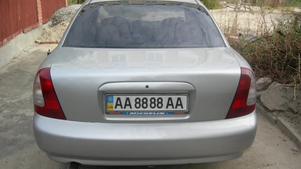 Daewoo Nubira GAZ 2