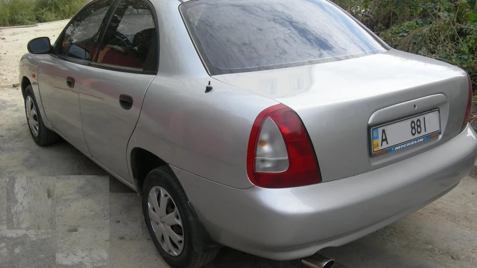 Daewoo Nubira GAZ 4