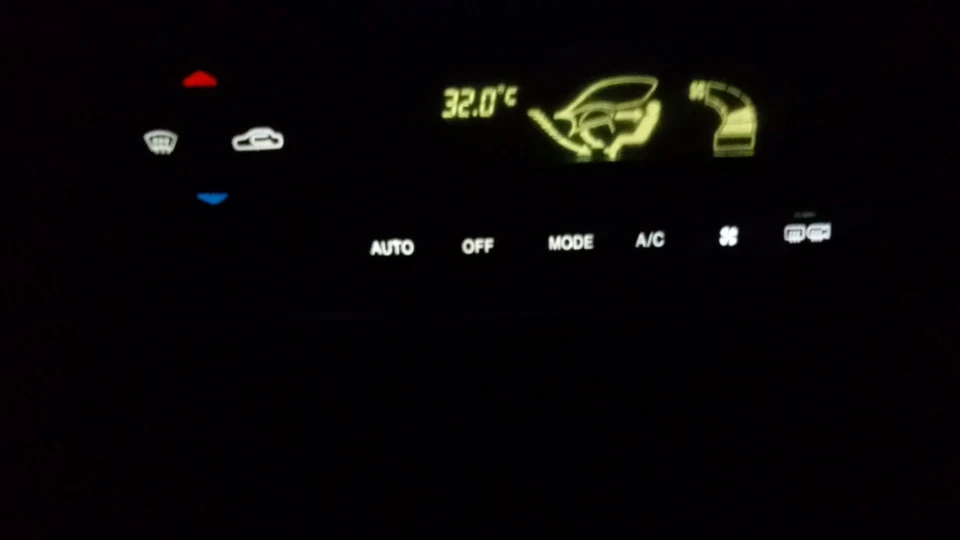 Daewoo Nubira I love this car 4