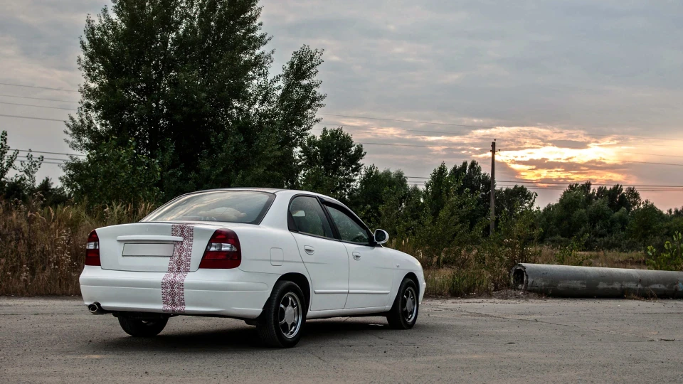 Daewoo Nubira II CDX 2 літри молока 2