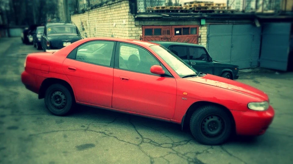 Daewoo Nubira Червоний Гібончик 3