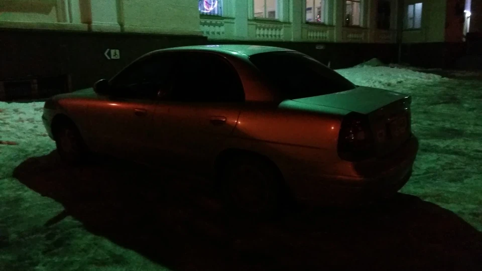 Daewoo Nubira Сріблястий металік 1.6 2