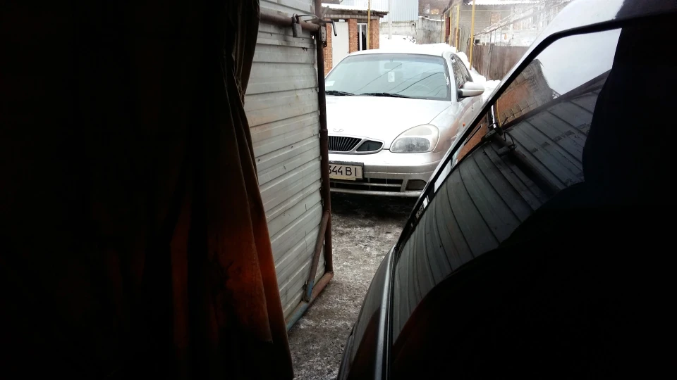 Daewoo Nubira Сріблястий металік 1.6 3