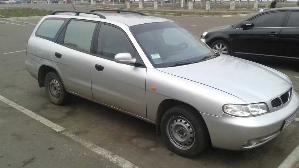Daewoo Nubira Сріблястий ВАГОН
