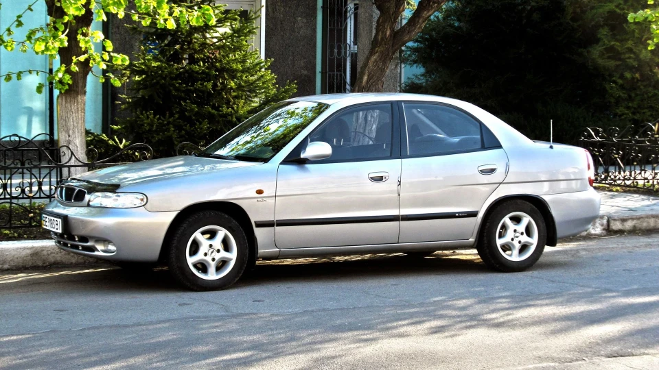 Daewoo Nubira Silver Breeze 5