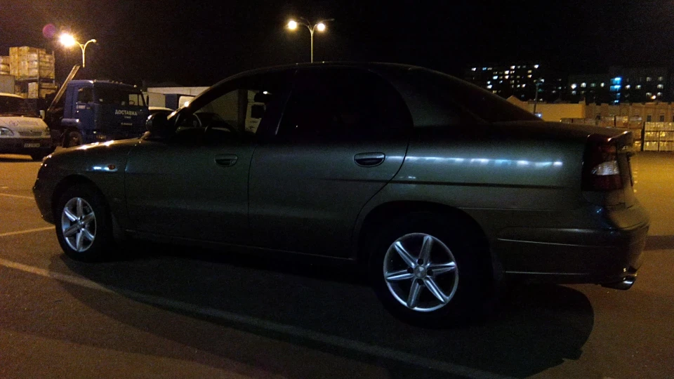 Daewoo Nubira SX Cypre$$ Green Car 5