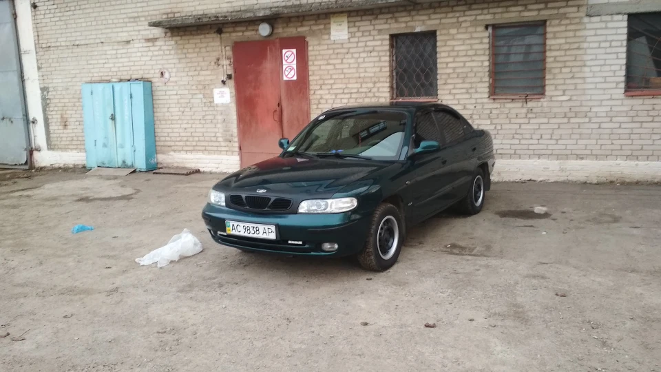 Daewoo Nubira зелена пляшка з ГМО