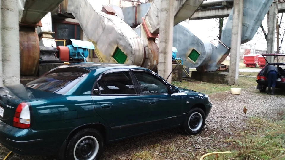Daewoo Nubira зелена пляшка з ГМО 3