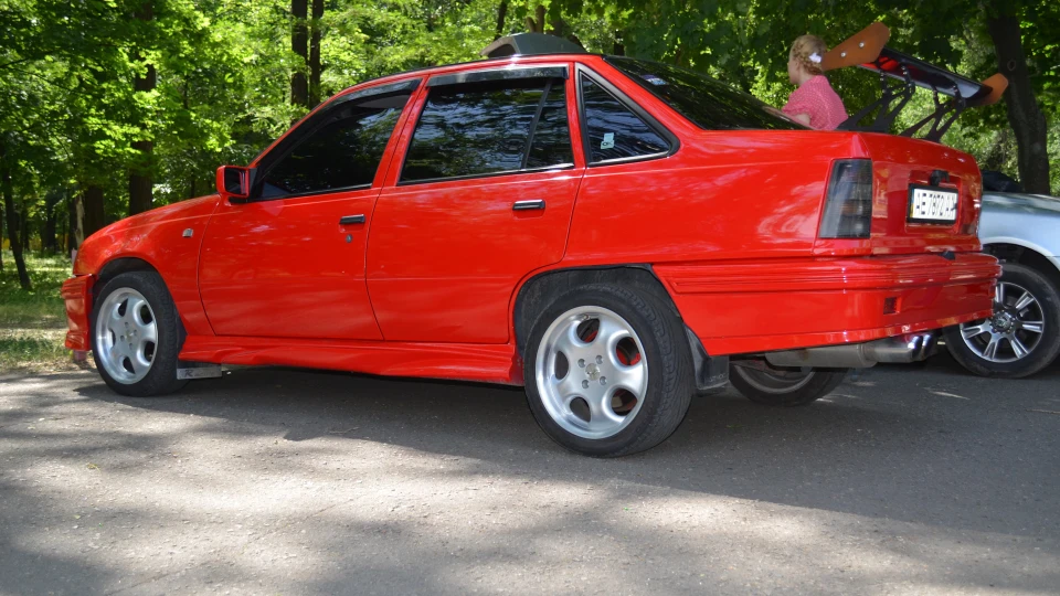 Daewoo Racer 4