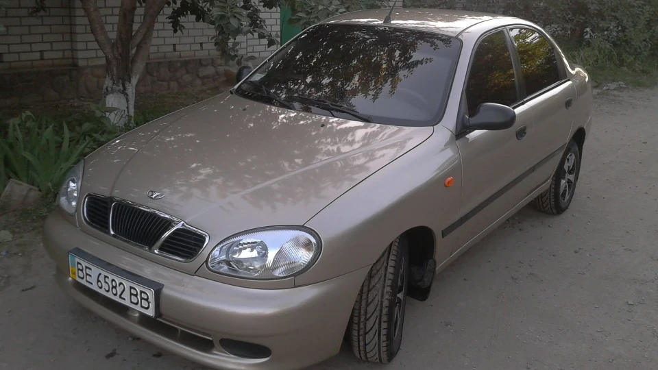 Daewoo Sens бежевий металік 3